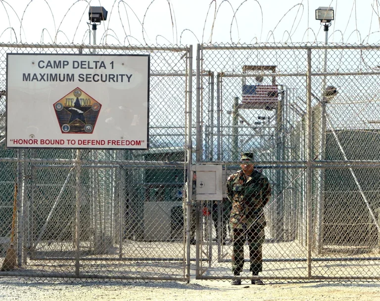 Guantanamo Bay: Between War and Peace