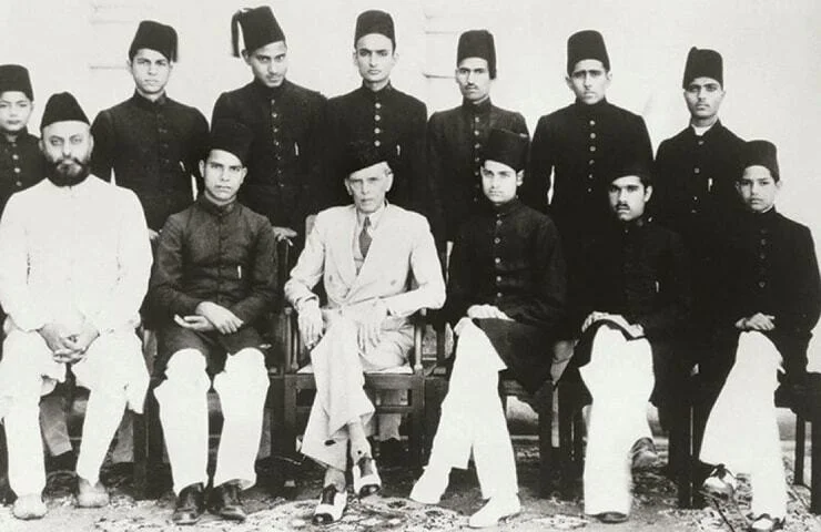 Quaid-i-Azam Mohammad Ali Jinnah with the students of Aligarh Muslim University on March 12, 1941. [Image Dawn/White Star Archives]