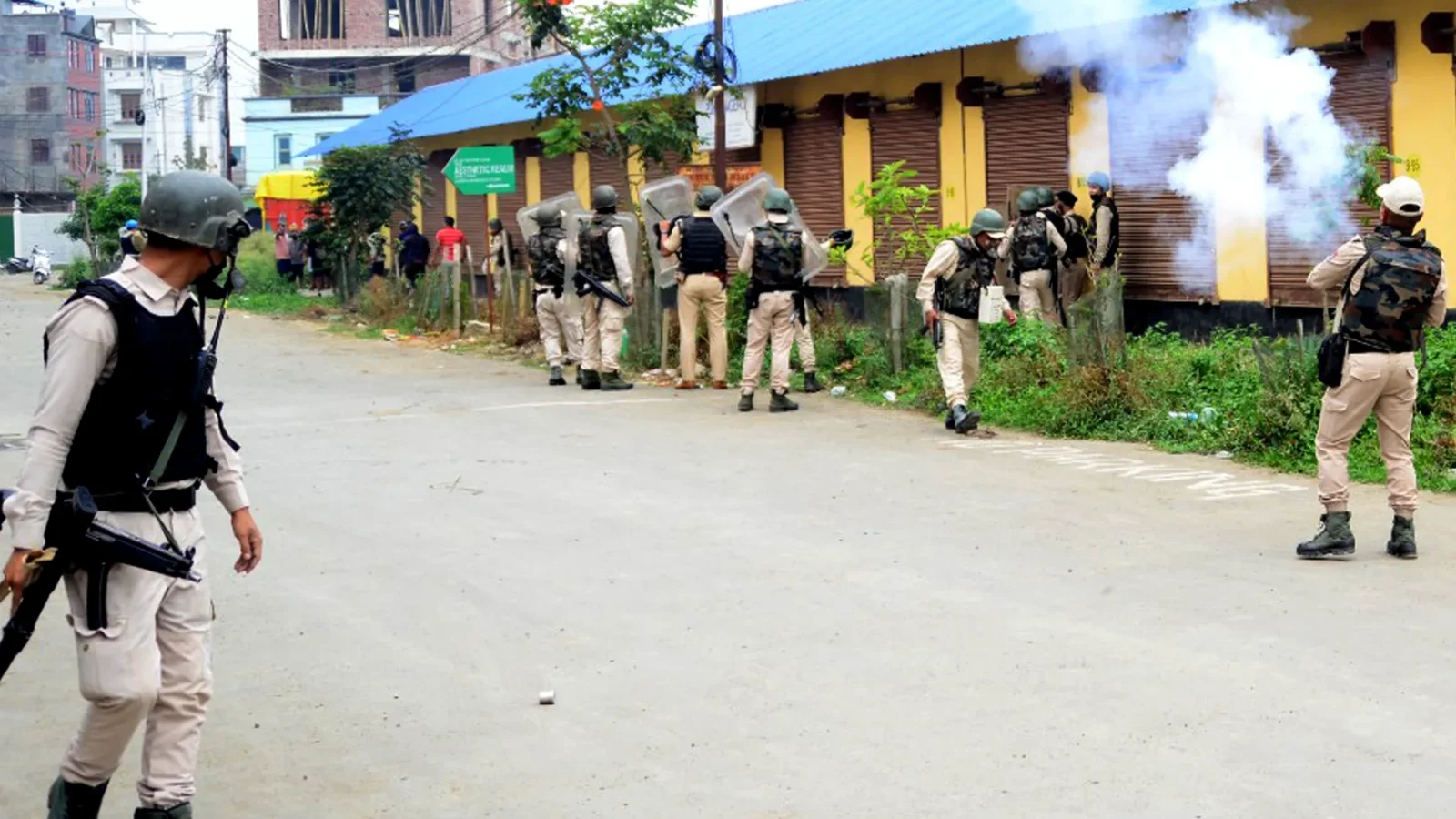 Ethnic Violence in Manipur - Violence broke out due to economic benefits and quotas for affirmative action [Image via AFP].