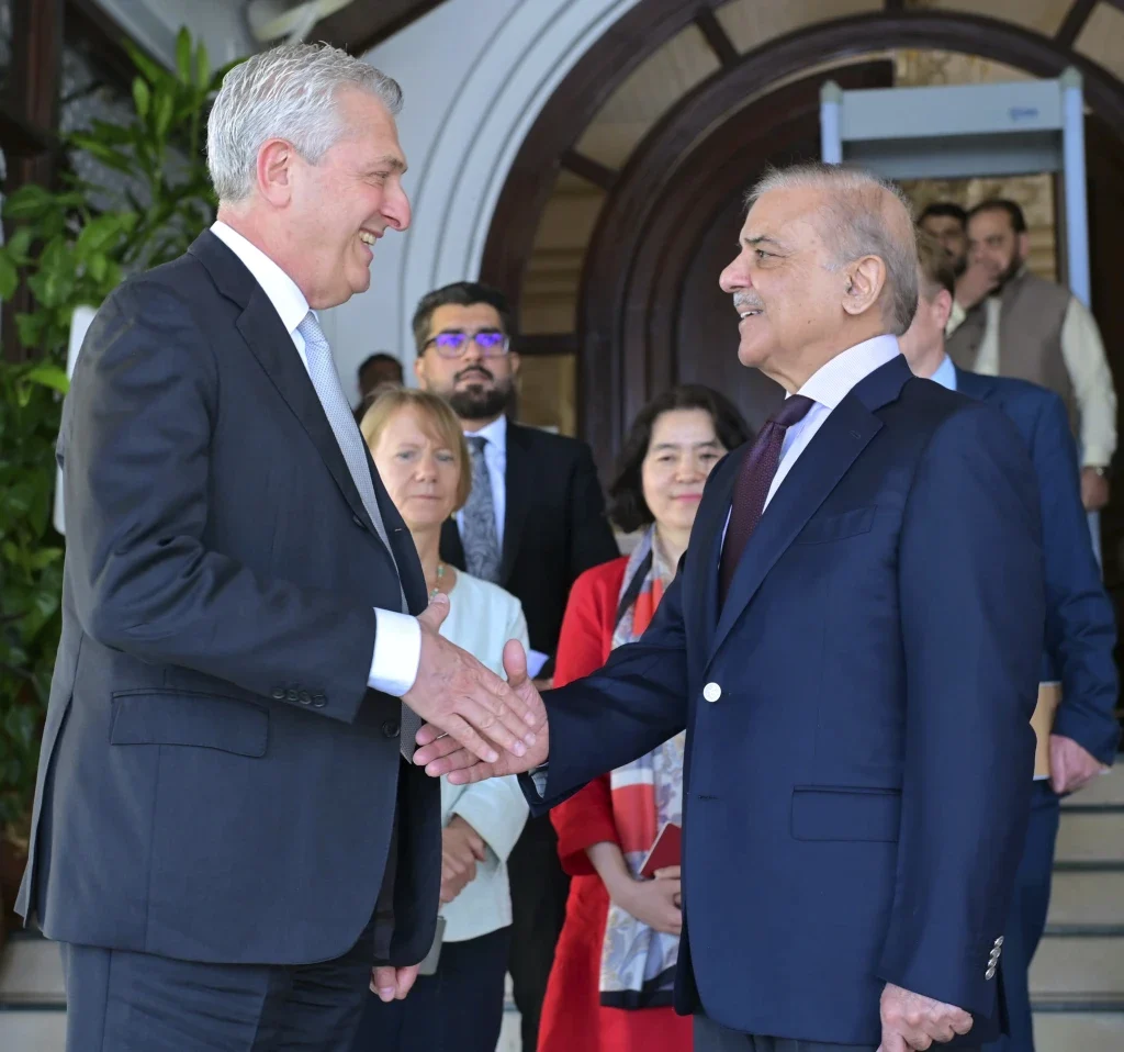 Pakistan Halts Afghan Repatriation, UN Seeks Sustainable Solutions