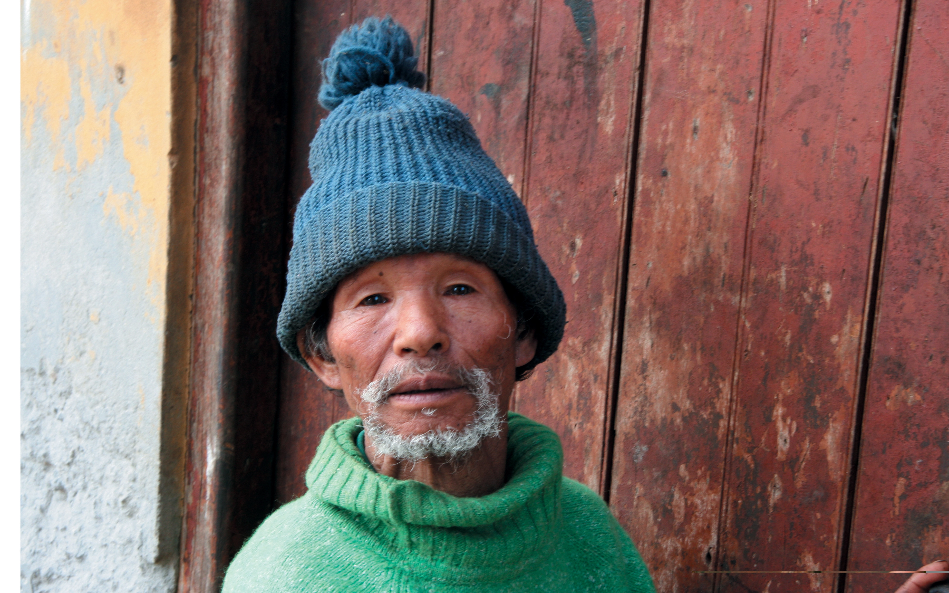 Local residents of Darjeeling, characterized by their Tibetan or Mongolian facial features, reflecting the region's diverse cultural heritage.