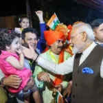 Narendra Modi receives a warm welcome from the Indian diaspora and Nigerian leaders during his first visit to Nigeria. [Image via The Statesman]