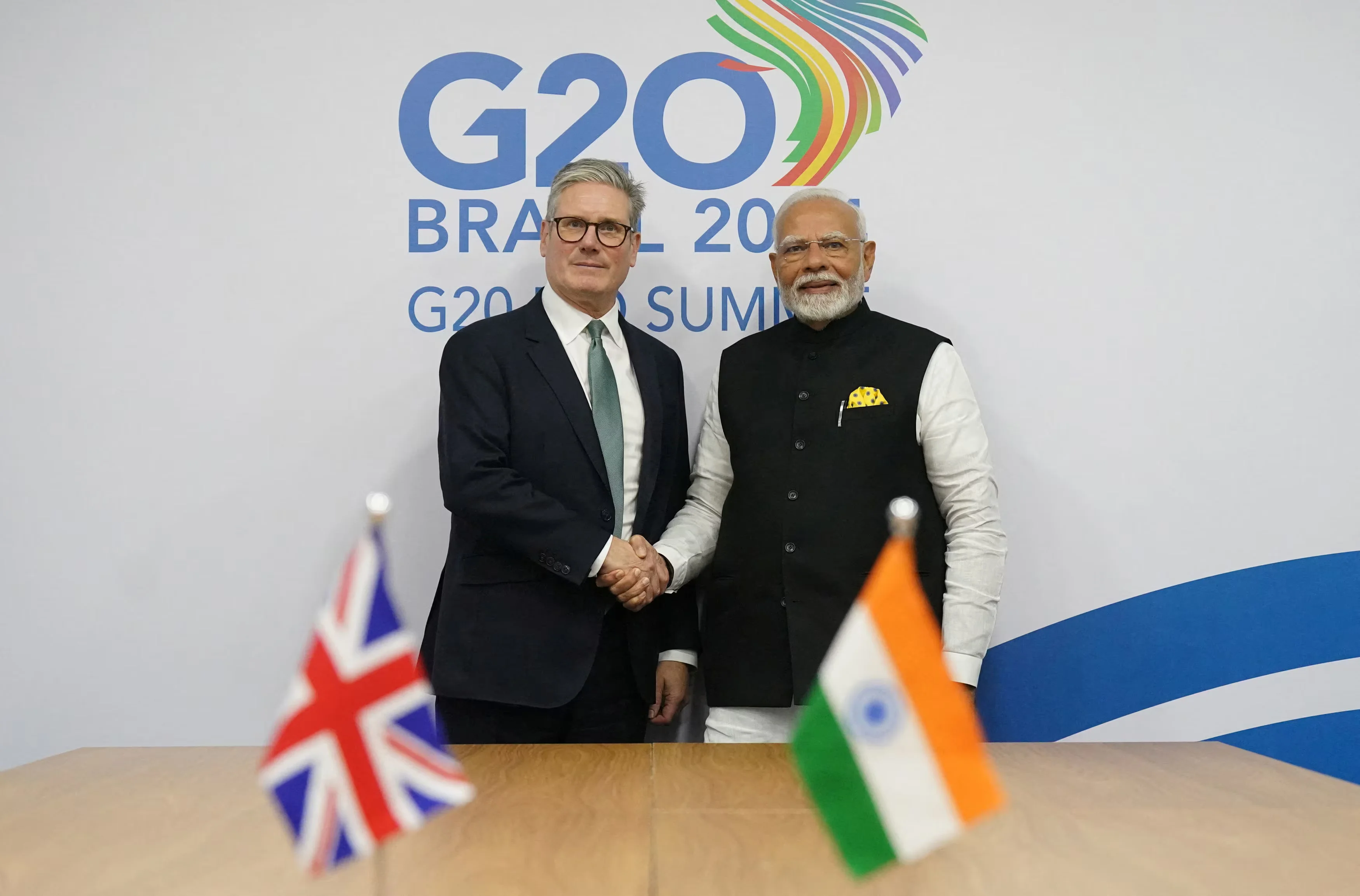 UK to resume free trade deal talks with India in 2025, focusing on strategic partnership and economic growth. [Image via Reuters]