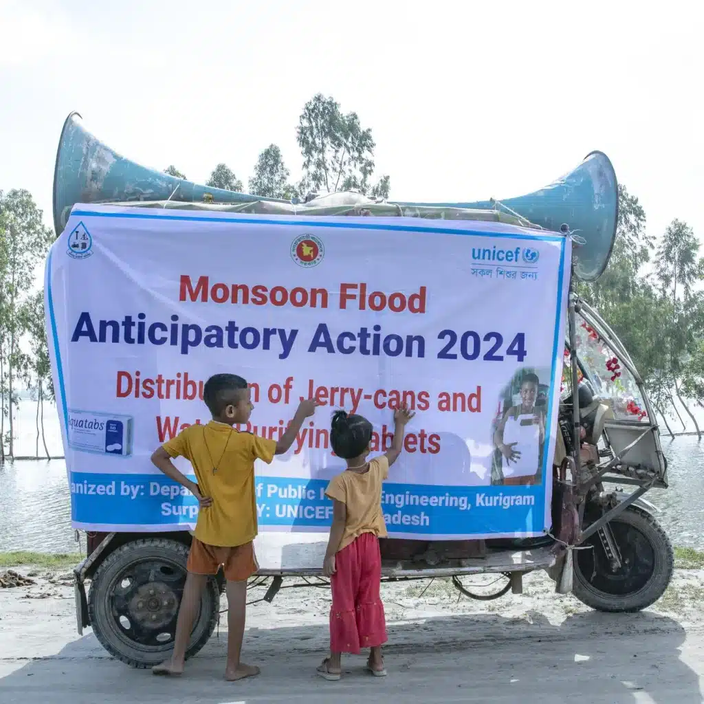 Discover how communities in Bangladesh endure floods, relying on early warnings and anticipatory action for survival. [UNOCHA]