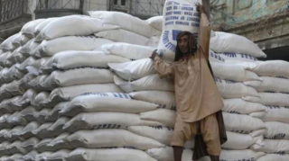 Bangladesh imports 25,000 tons of sugar from Pakistan after decades, marking a major boost for Pakistan's sugar exports. [Image via The News]