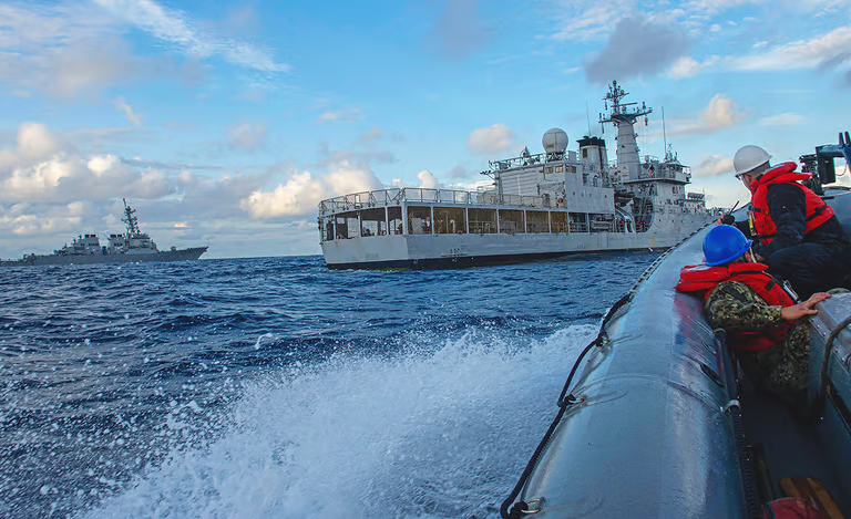 From India’s naval rise to the US-China rivalry and Pakistan’s upcoming AMAN, the Indian Ocean is becoming a new battleground for global influence. [Image via Alamy]