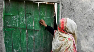 Pakistan launches nationwide anti-polio vaccination drive Dec. 16-22, targeting 44M children under 5 to curb rising polio cases. [Image via AFP/File]