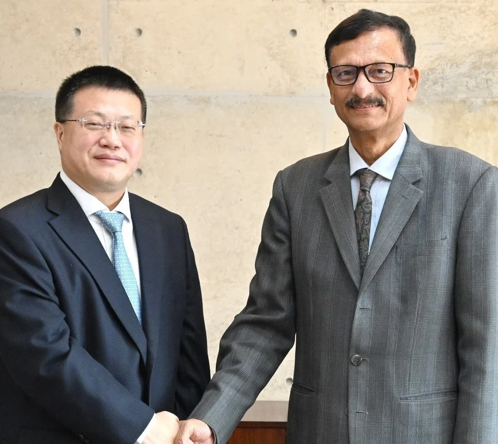 Bangladesh's Foreign Adviser seeks economic support from China during his visit, amid political changes in Dhaka. [Image via Daily Sun]
