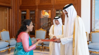 The first Muslim woman ambassador of Sri Lanka, Roshan Sithara Khan, begins her diplomatic mission in Qatar. [Image via Sri Lankan Embassy in Qatar]