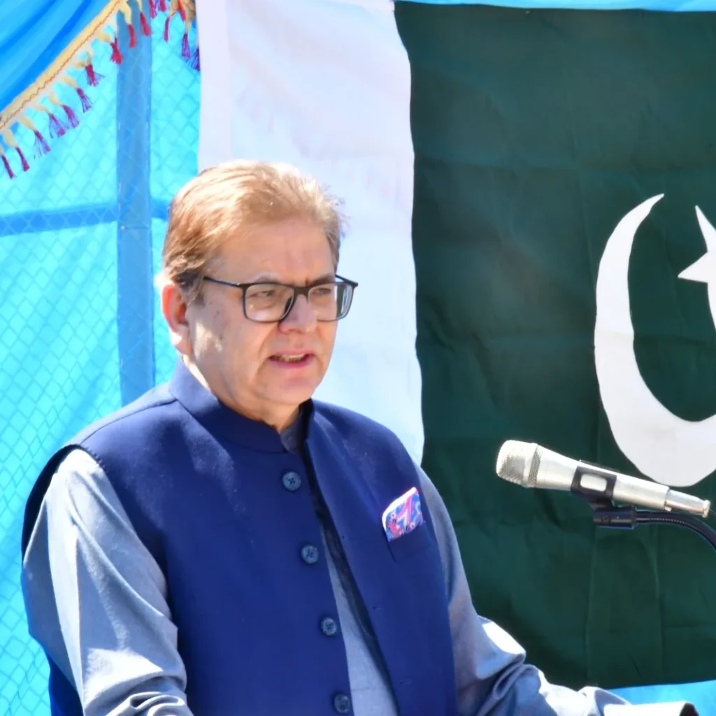 Pakistan’s Special Representative for Afghanistan, Ambassador Muhammad Sadiq spoke at Pakistan Embaasy’s flag hoisting ceremony as Guest of Honor. [Image Credits: Ambassador Sadiq’a Office].
