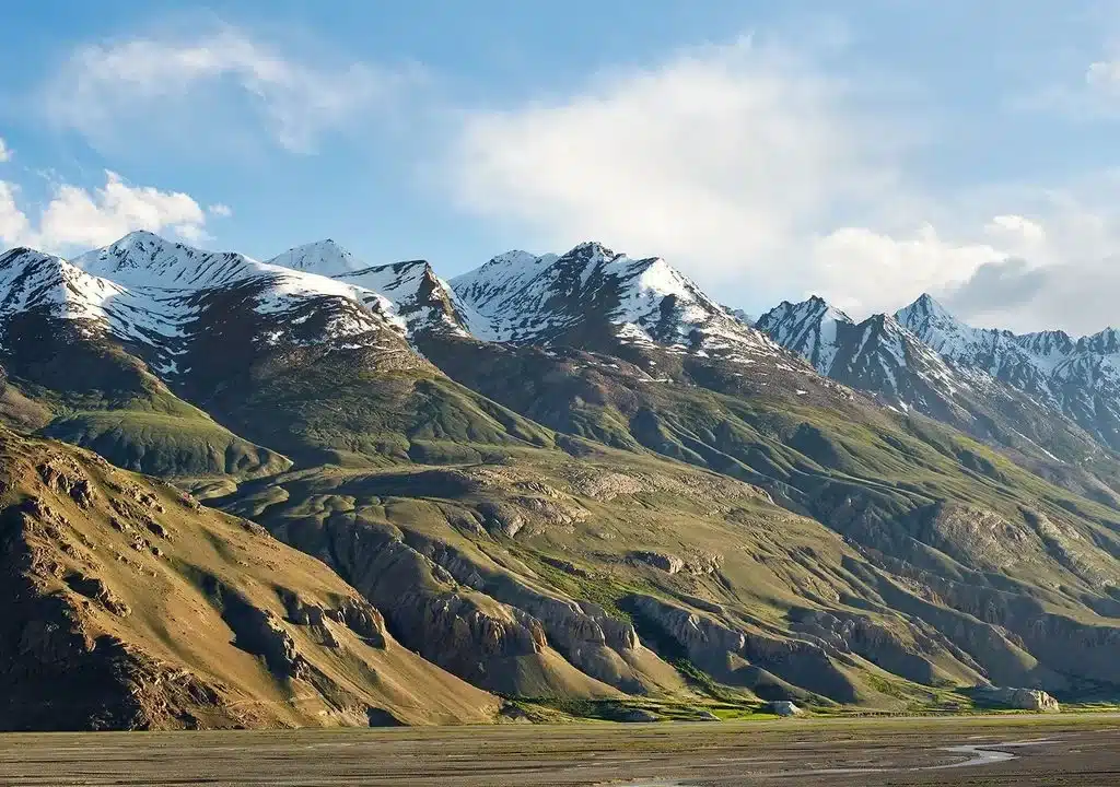Pakistan seeks to unlock the Wakhan Corridor for direct access to Central Asia, but the trade policies of Afghanistan stand in the way. [Image via BBC/Simon Urwin]