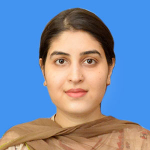 Picture of Mommna Tahir