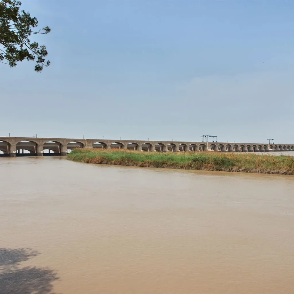 The Indus: From Historical Precedent to Modern Hydro-Politics