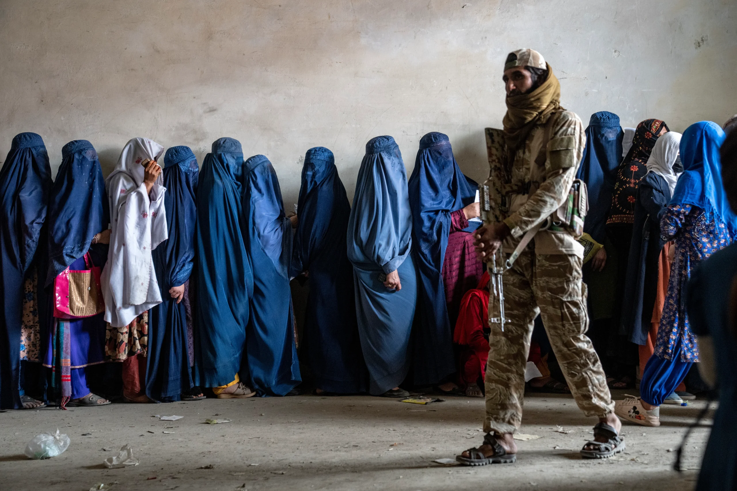 An analysis of how the Taliban’s promised 2021 amnesty has collapsed into widespread arrests, killings, and repression, echoing historical patterns of Taliban rule.