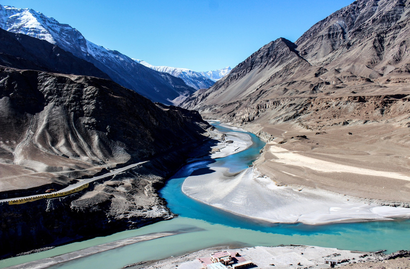 Zanskar_river_Indus_river_mountain_water_India_Pakistan_Asia_landscape_nature