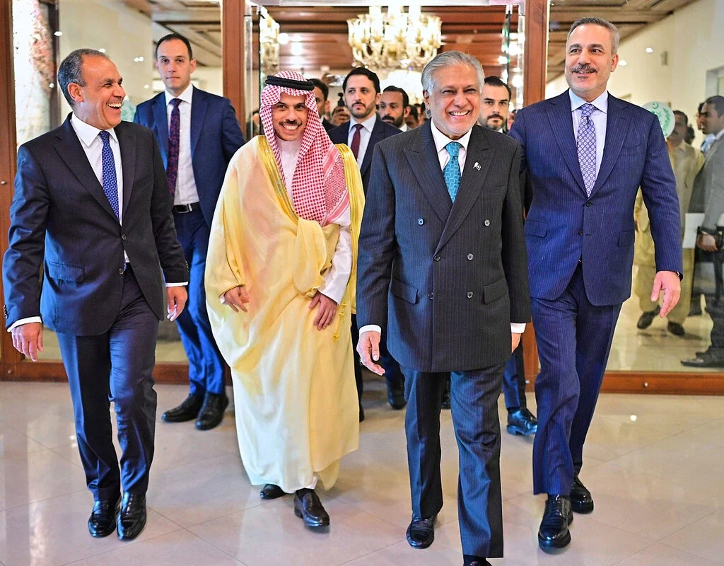 Pakistani leadership meeting Gulf and Middle Eastern officials during high-level diplomatic engagement, reflecting Pakistan’s role in regional mediation and multi-vector foreign policy in the Iran–US crisis