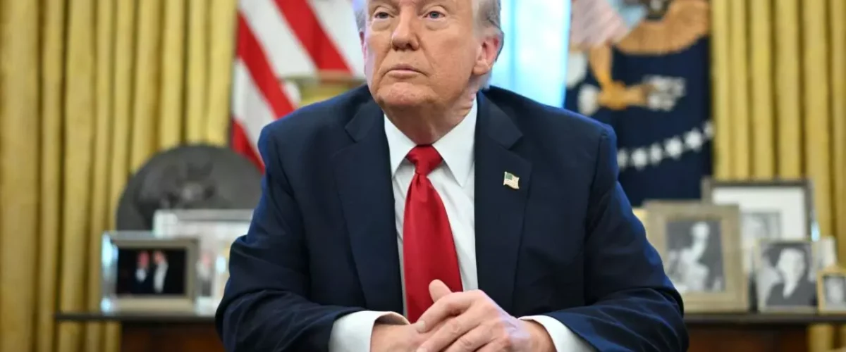 Trump imposes 25% tariffs on cars, escalating the trade war and disrupting global auto prices, supply chains, and production. [Image via AFP]