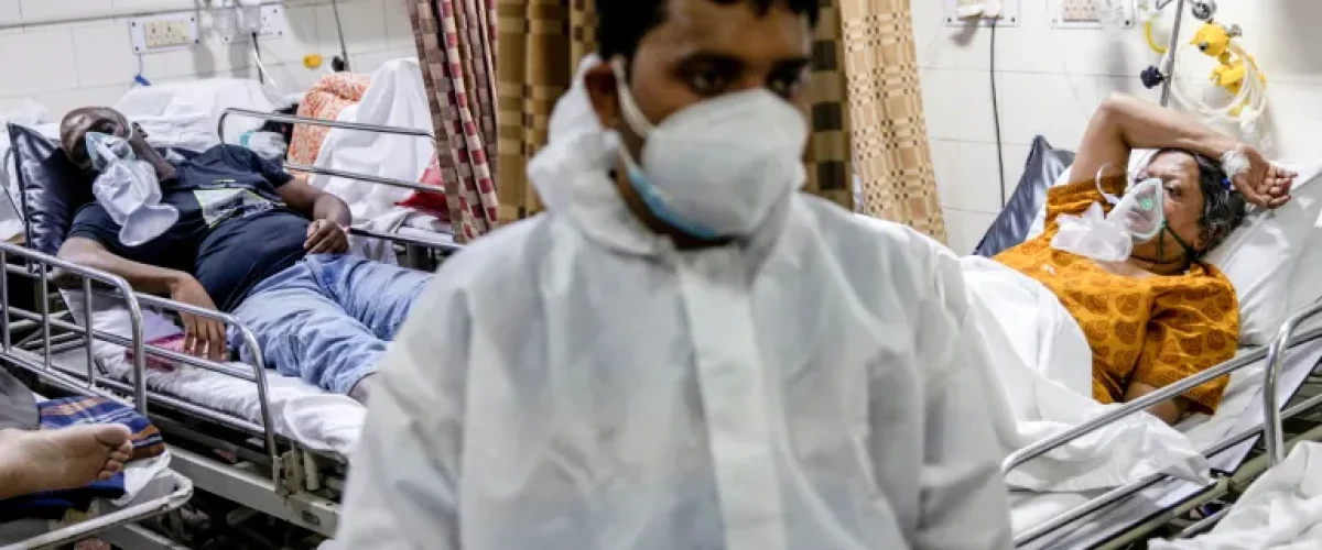 Pakistan detected the Indian variant of the coronavirus which is a dual mutant. This is a result of the recent surge of COVID-19 in India [Image via Reuters]