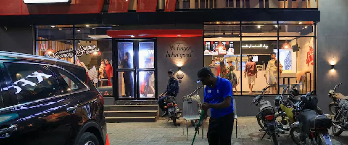 Scores arrested in Pakistan after attacks on KFC outlets amid protests against U.S. and Israel’s actions in Gaza. [Image via Reuters]