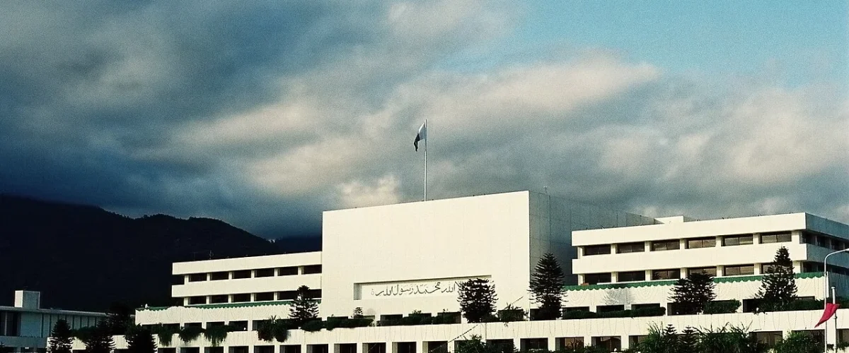 Pakistan amid protests and sovereignty sees unrest, raising critical questions on state power, dissent, and political narratives. [Image via Wikimedia Commons/Usman Ghani]