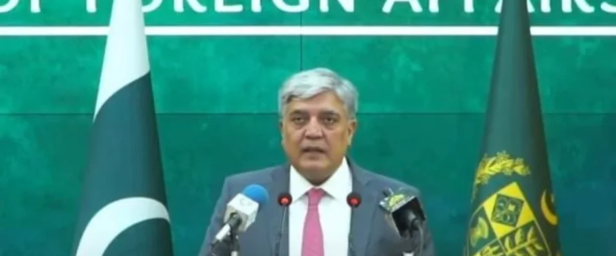 Foreign Office denies reports of Pakistani journalists visiting Israel, reaffirming its stance on Palestine and travel restrictions. [Image via The Express Tribune]