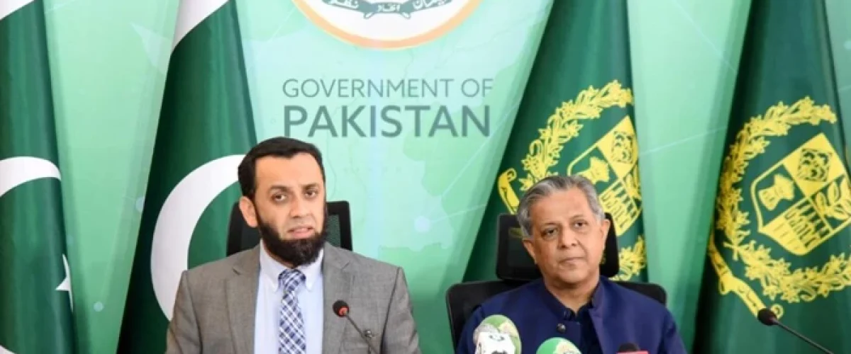 Pakistan's Information Minister reaffirms sovereignty defense amid tensions over the Pahalgam attack in IIOJK. [Image via PID]