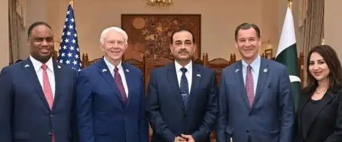 US lawmakers meet COAS Gen Asim Munir, laud Pakistan Army’s anti-terror role, sign MoUs for IT training cooperation. [Image via ISPR]